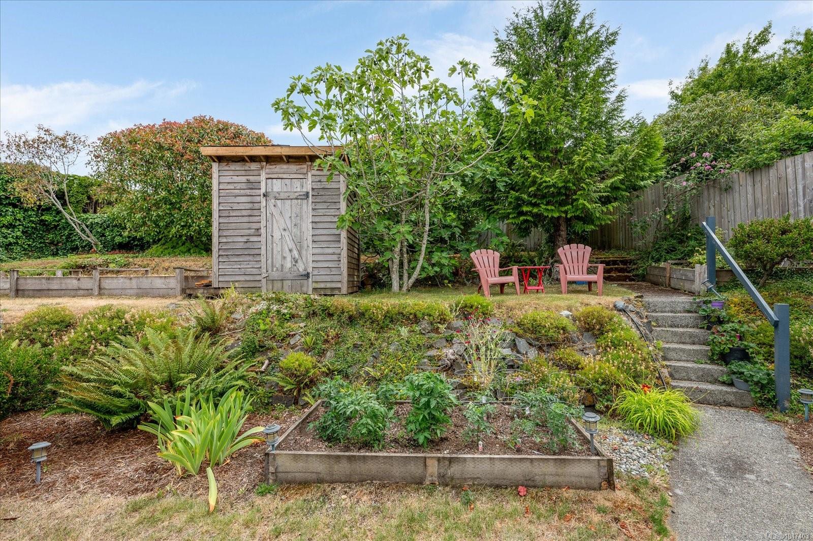 6223 Icarus Dr