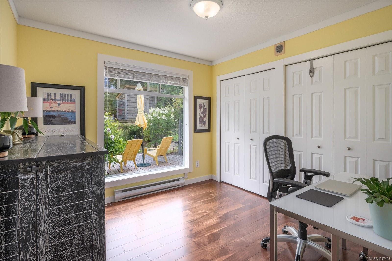 6223 Icarus Dr
