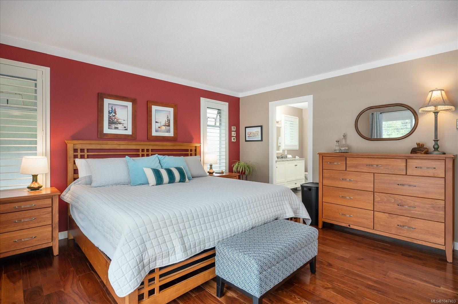 6223 Icarus Dr