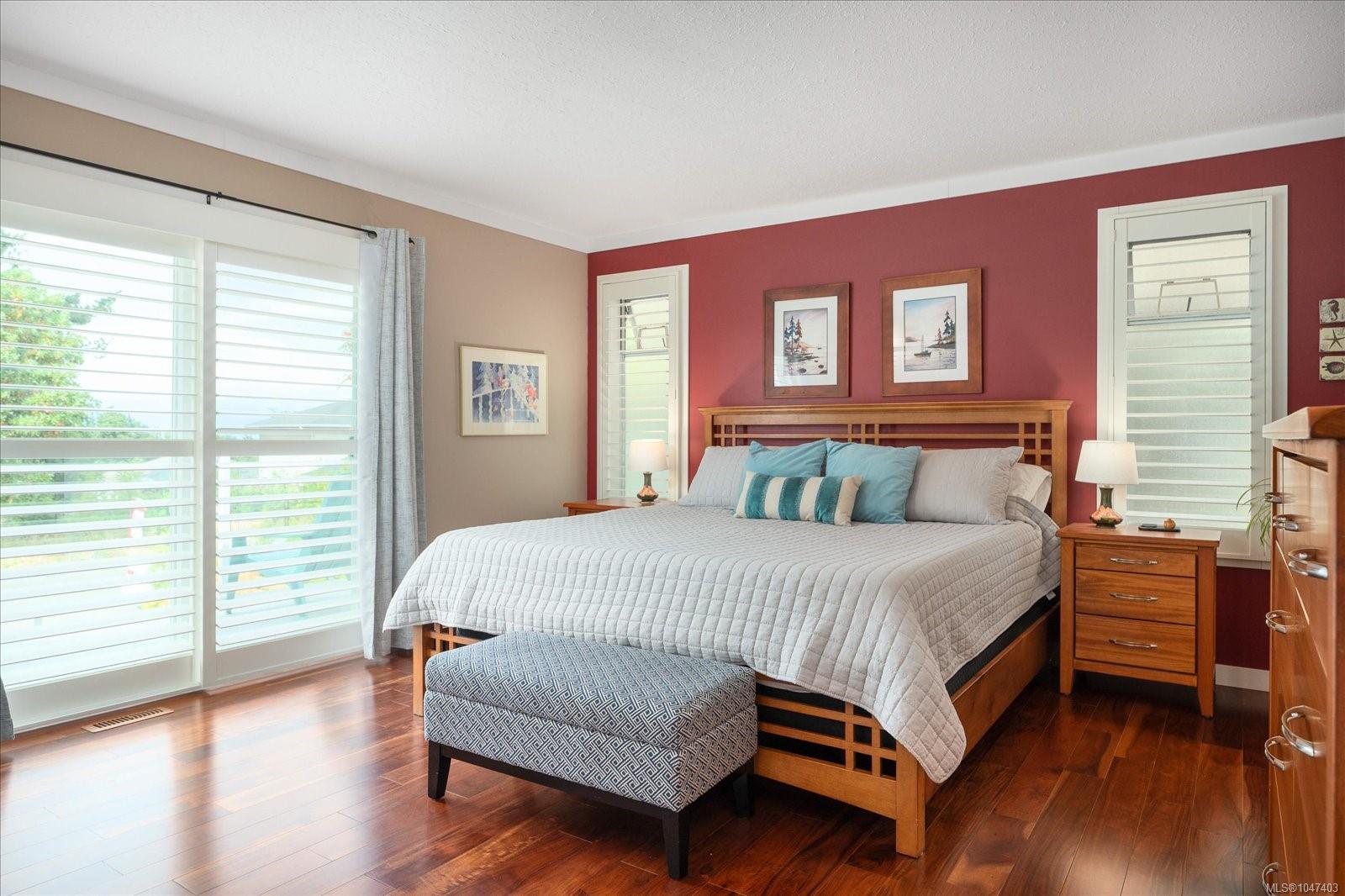 6223 Icarus Dr
