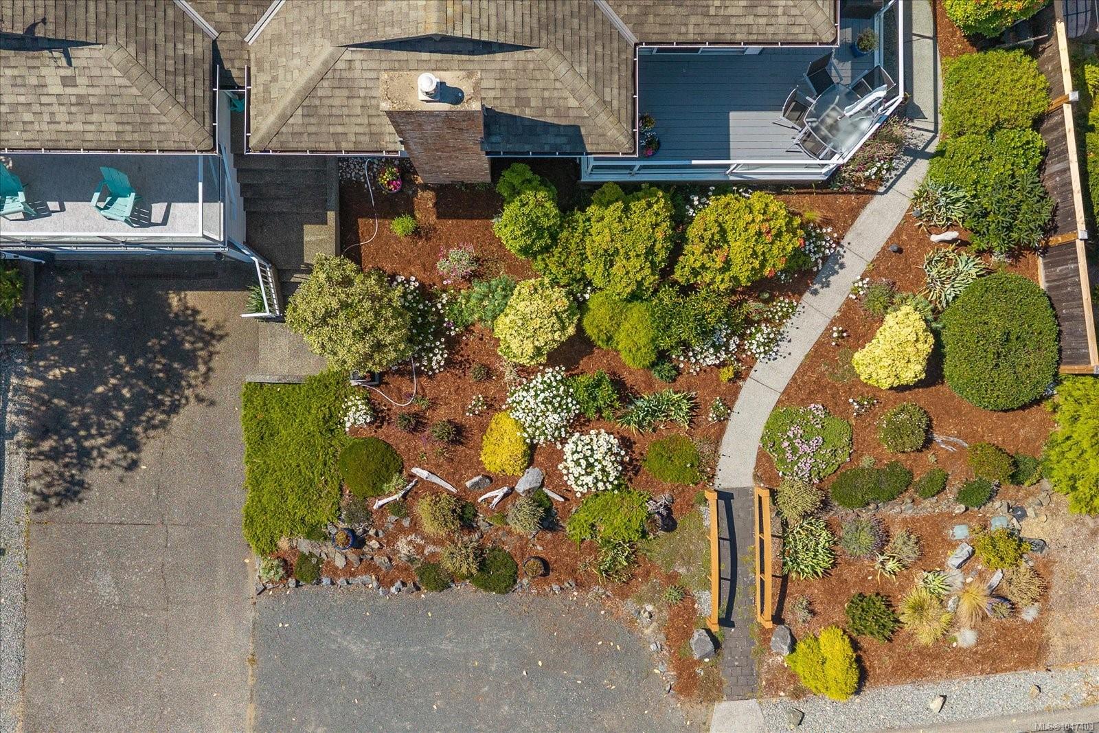 6223 Icarus Dr