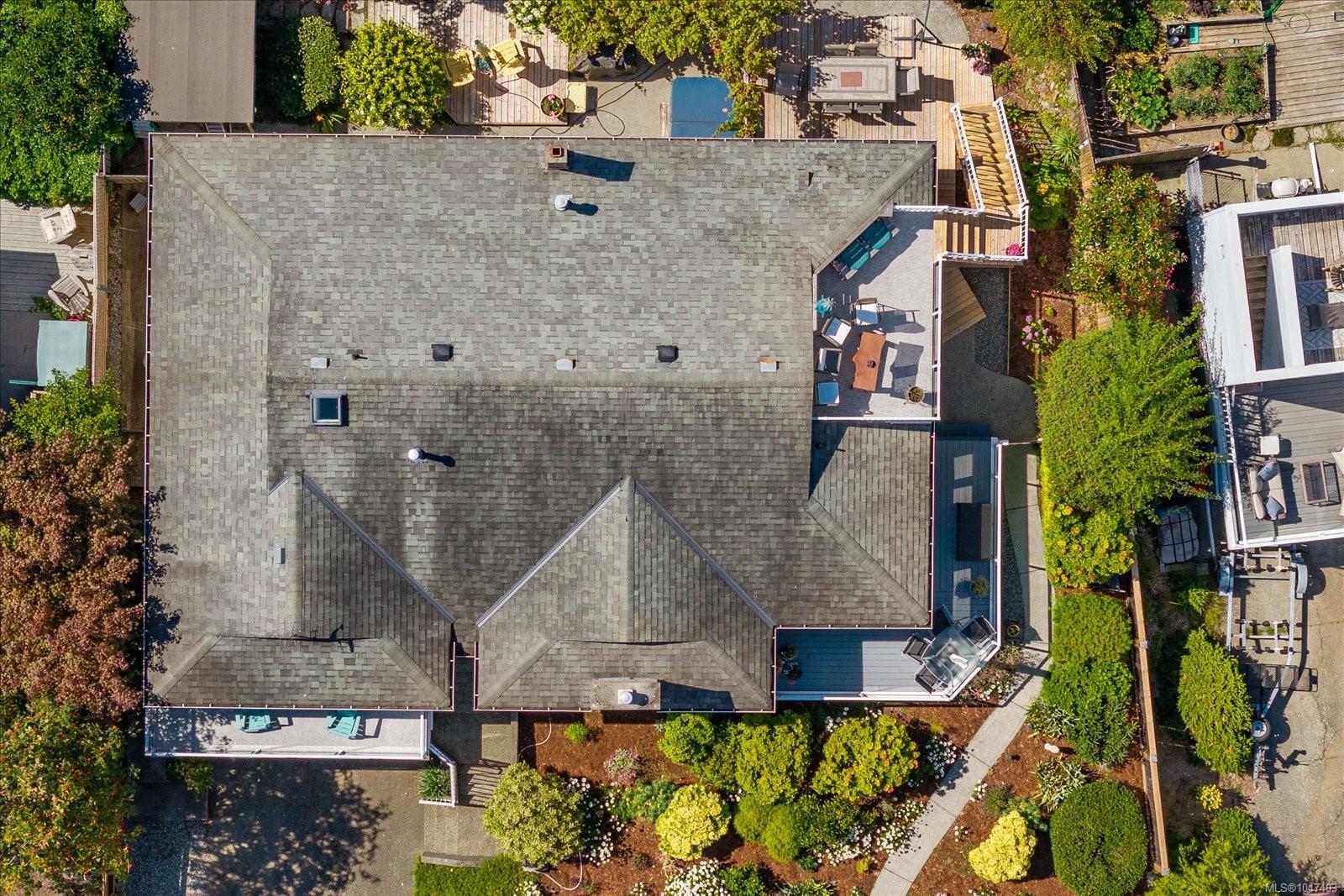 6223 Icarus Dr