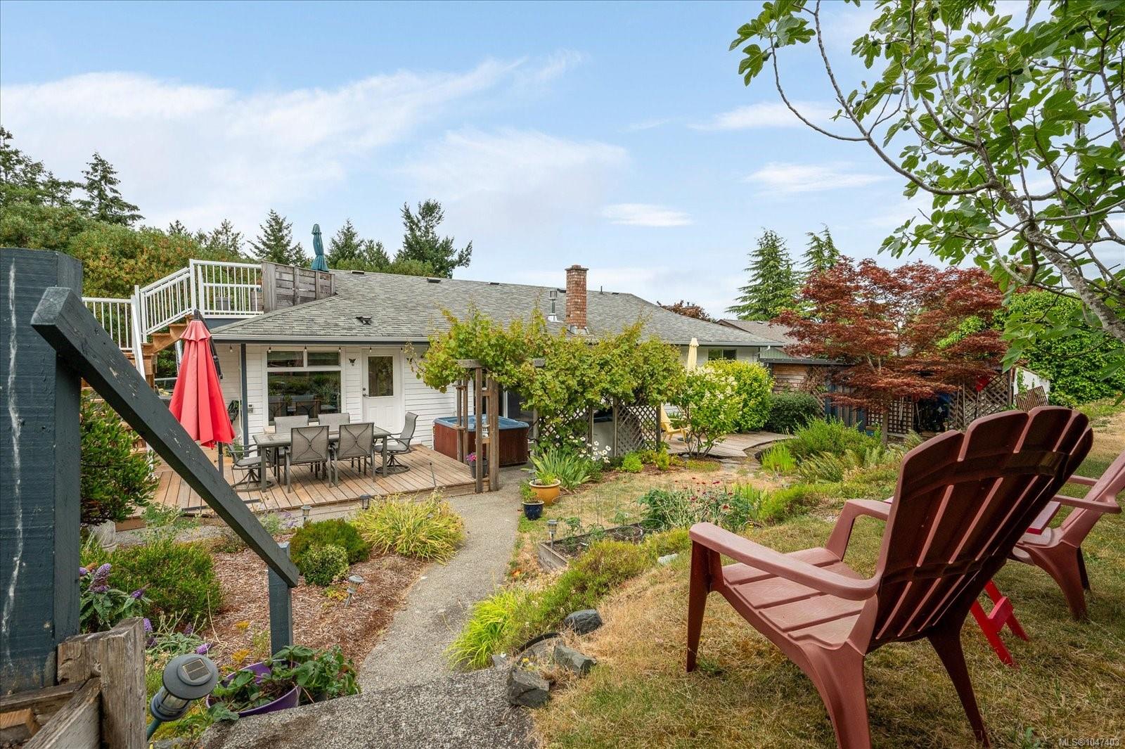 6223 Icarus Dr