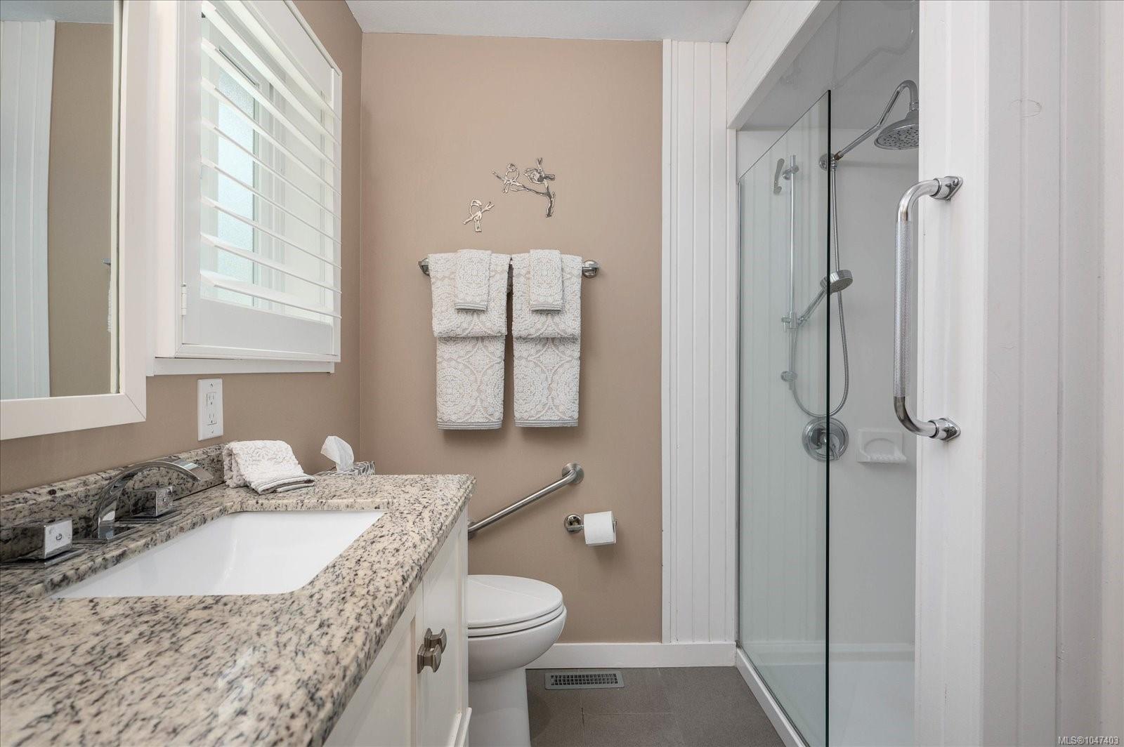 6223 Icarus Dr