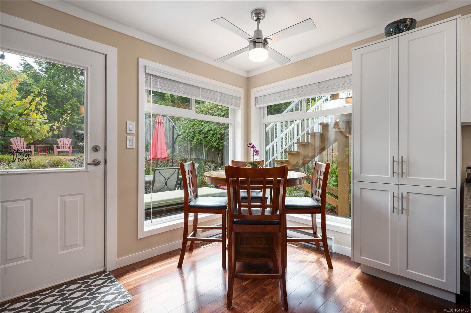 6223 Icarus Dr