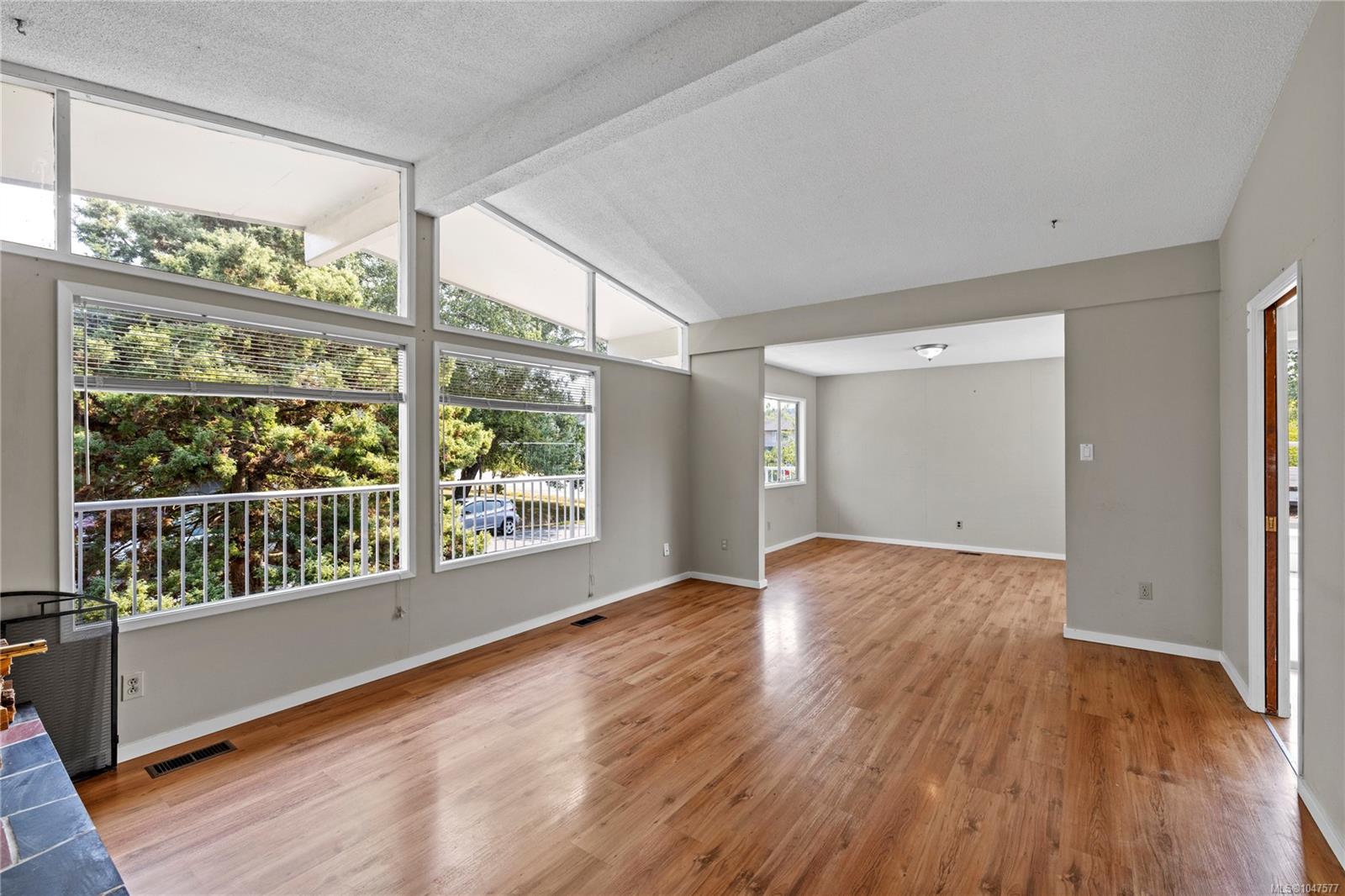 833 Jordon Ave