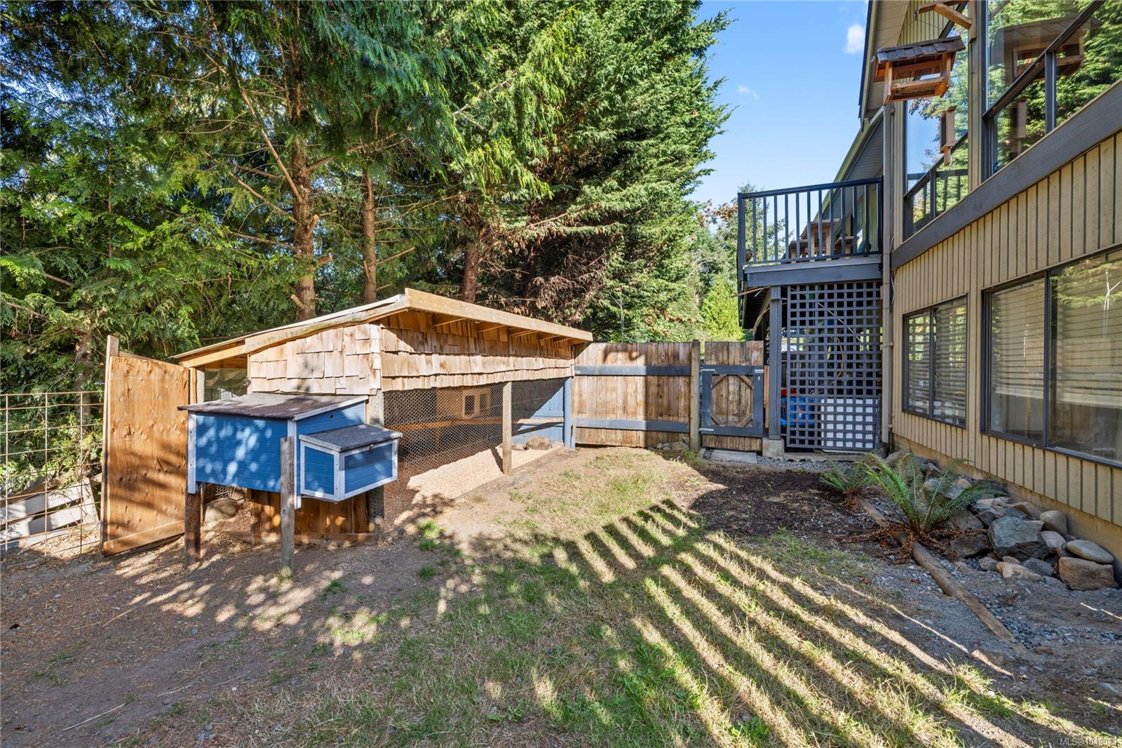 3557 Fairview Dr