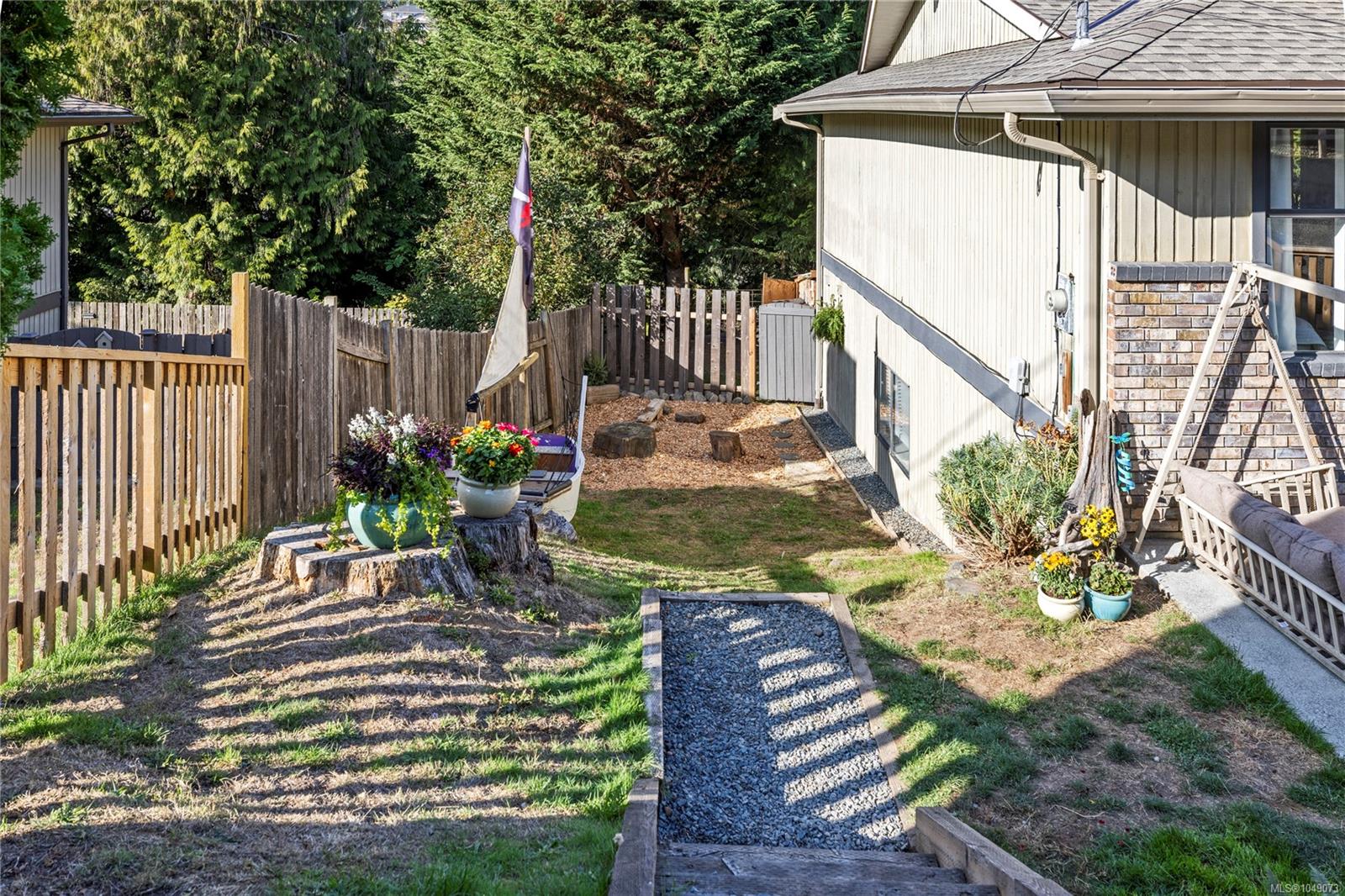 3557 Fairview Dr
