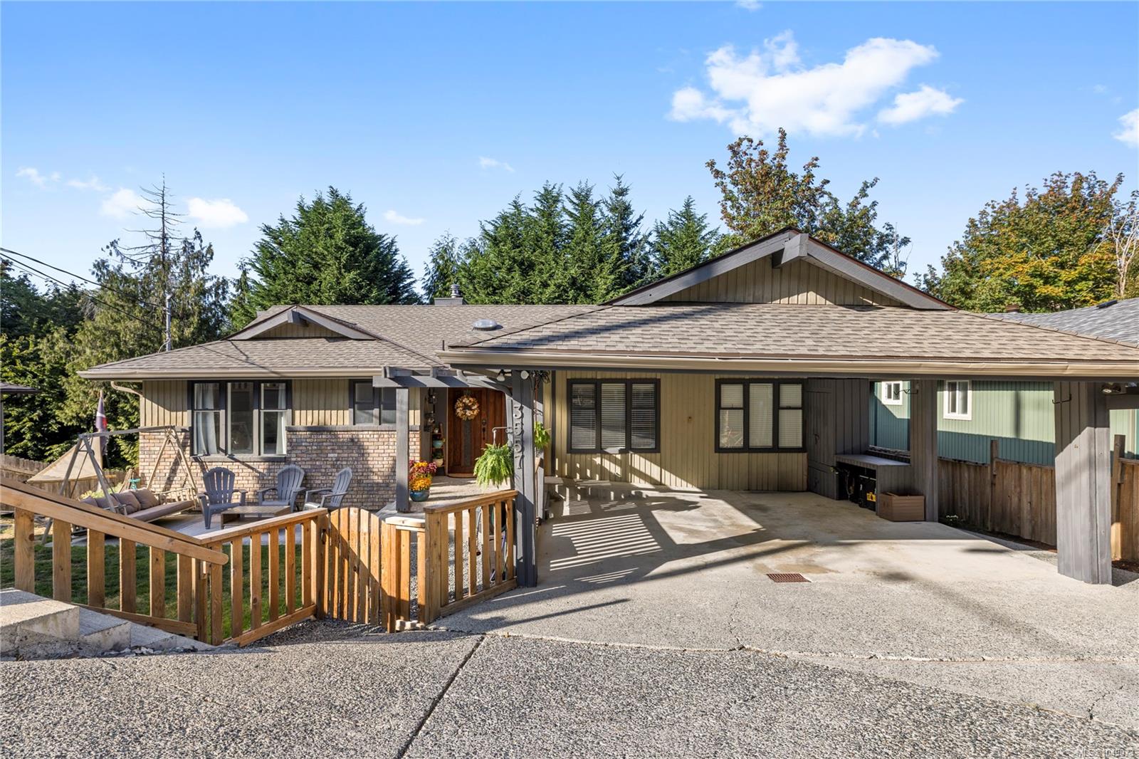 3557 Fairview Dr