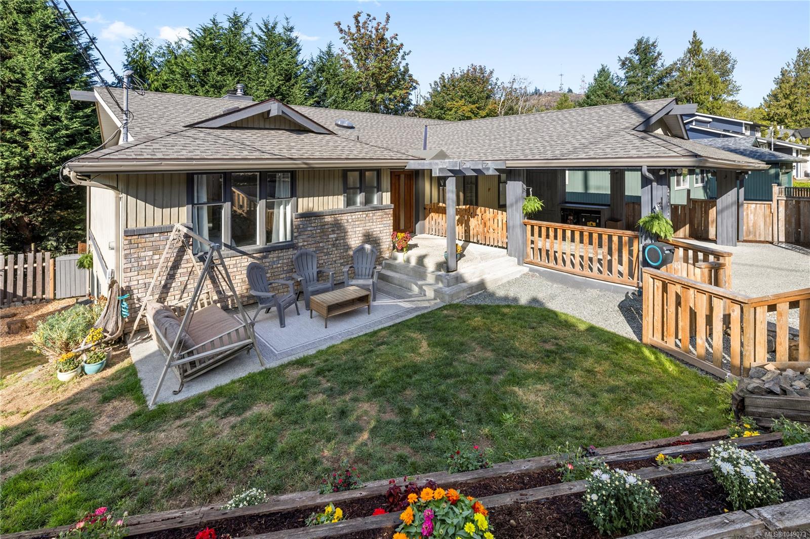 3557 Fairview Dr