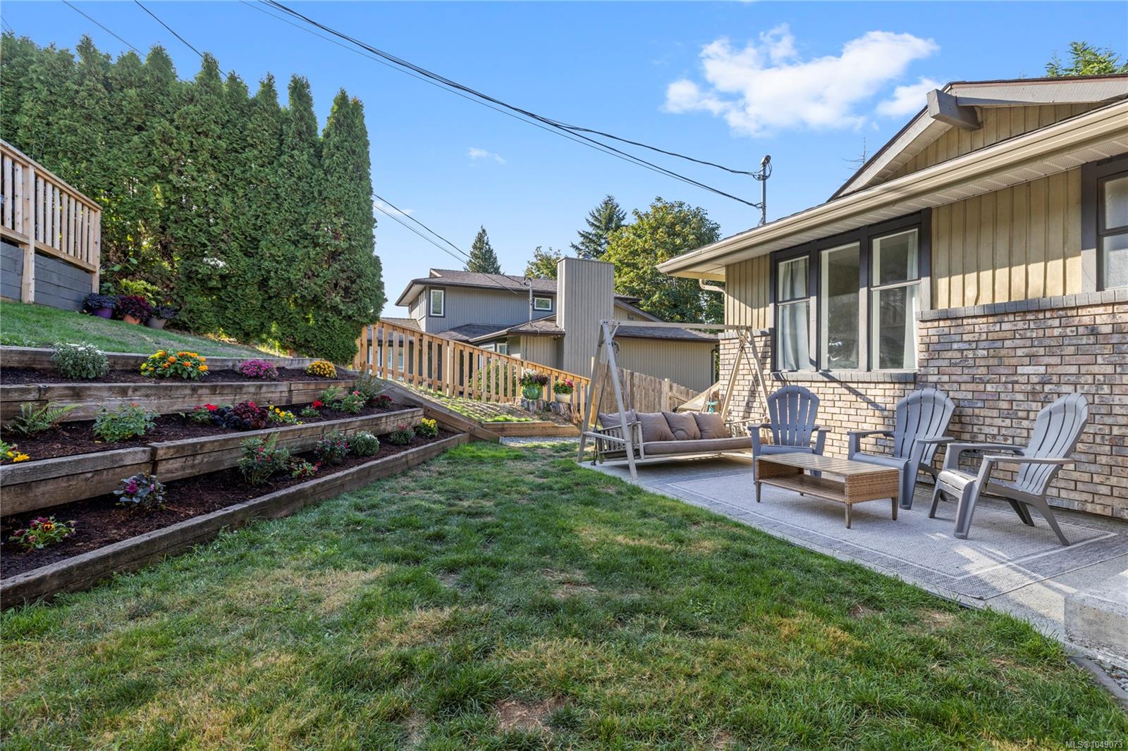 3557 Fairview Dr