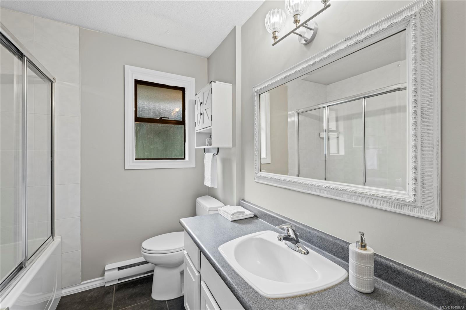 3557 Fairview Dr