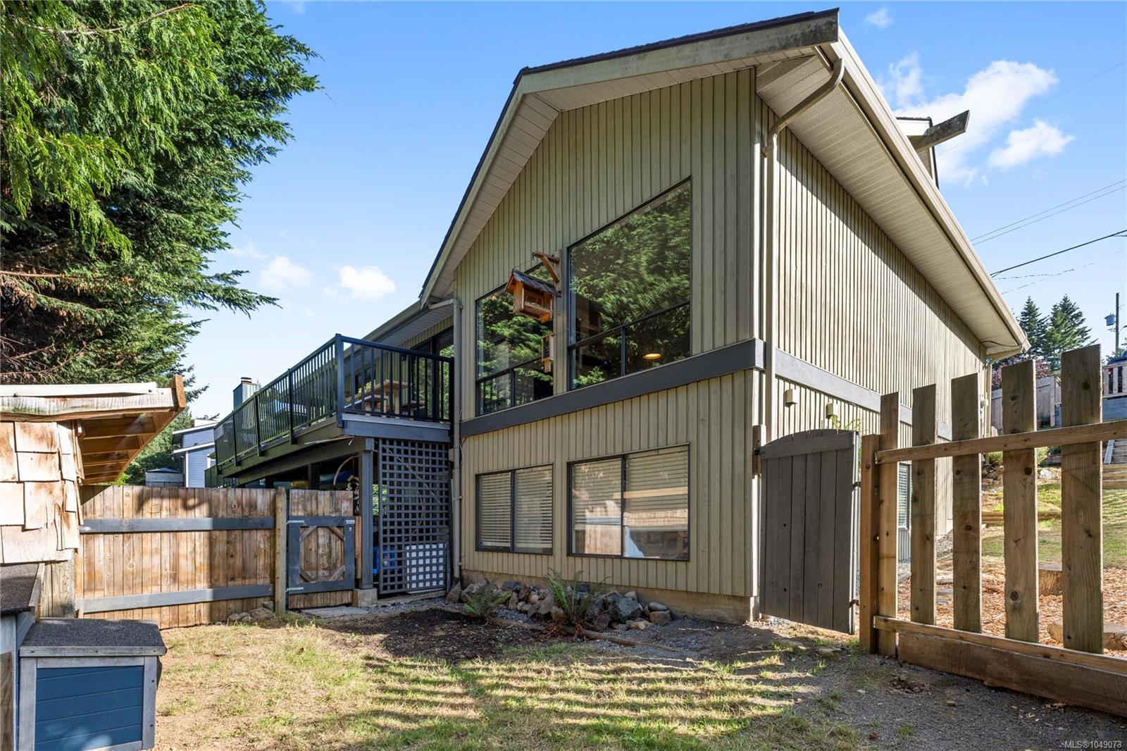 3557 Fairview Dr