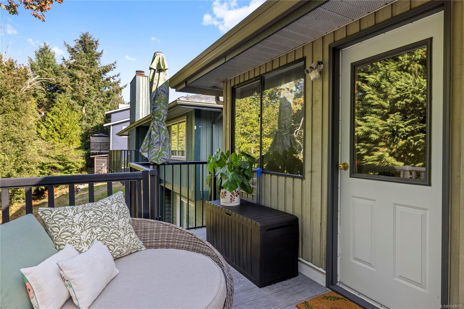 3557 Fairview Dr