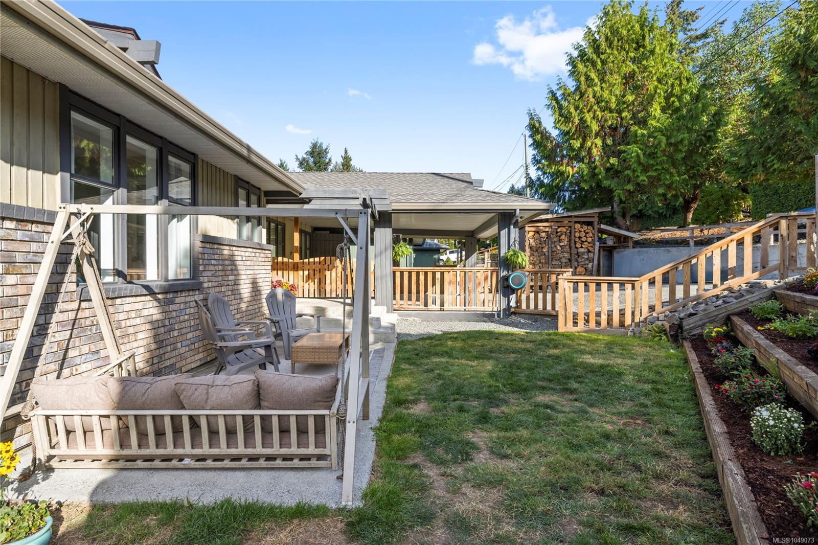 3557 Fairview Dr