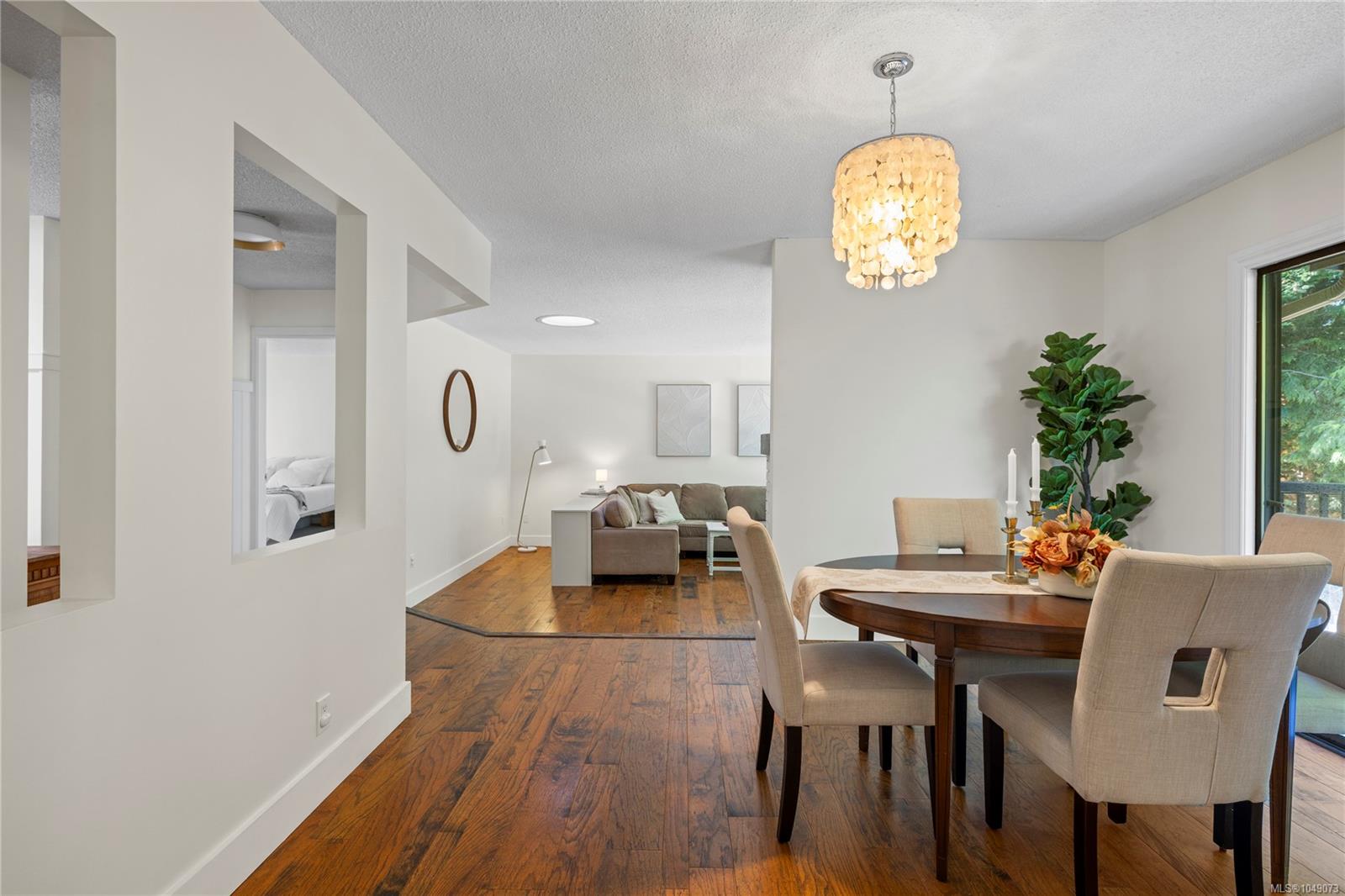 3557 Fairview Dr