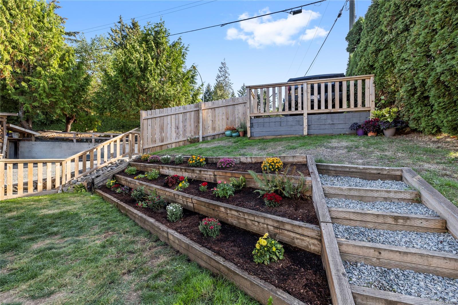 3557 Fairview Dr