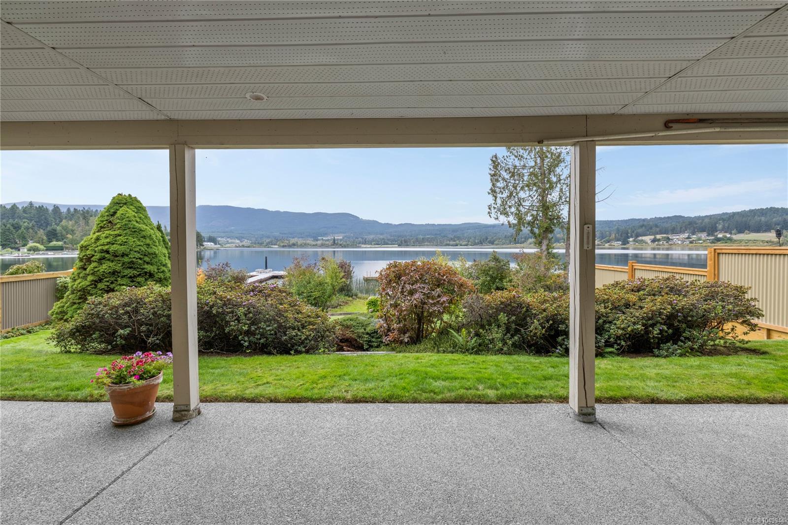 5749 Quarry Cres