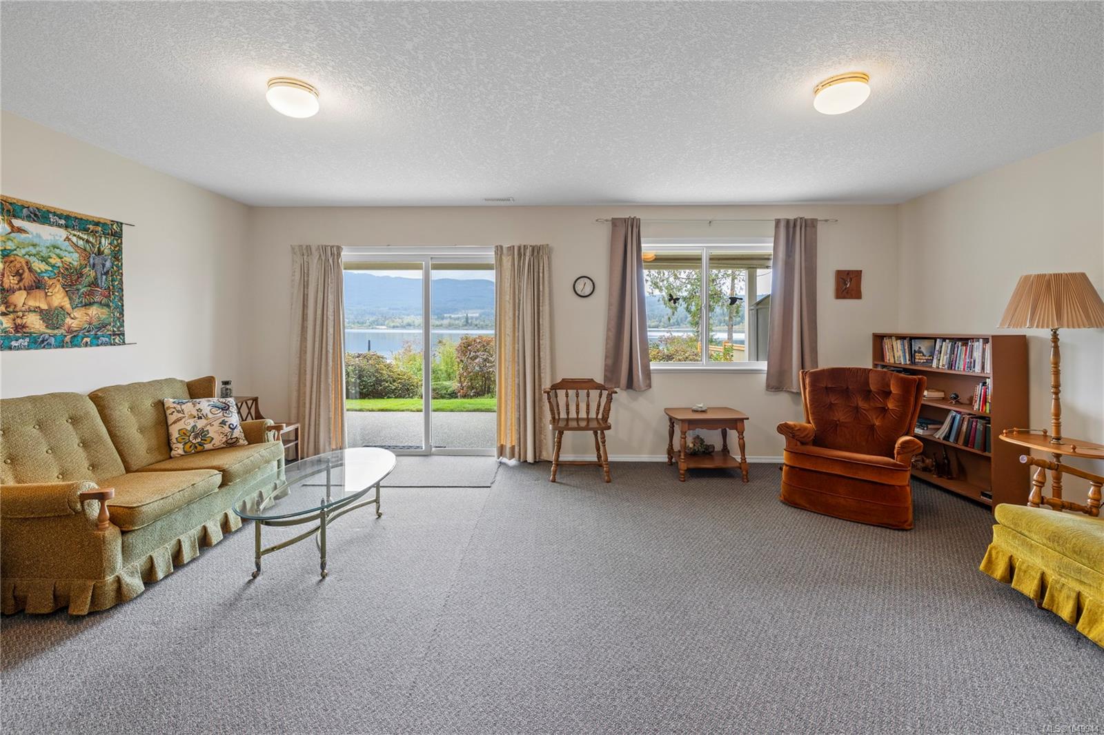 5749 Quarry Cres