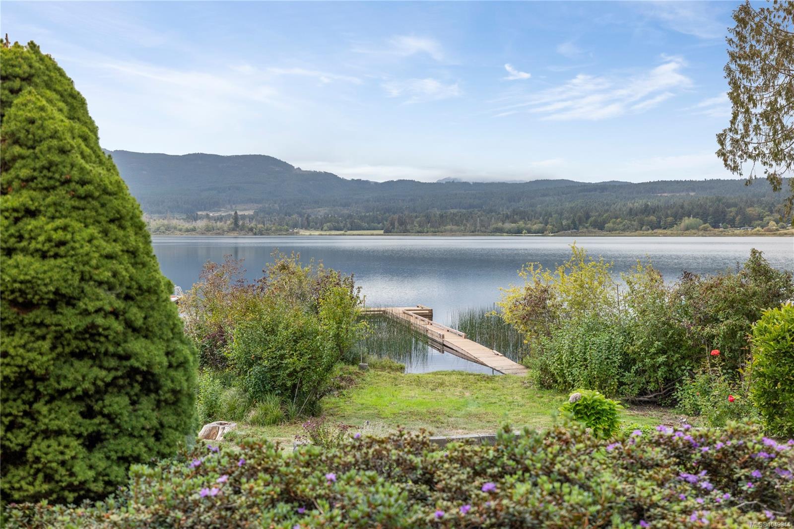 5749 Quarry Cres
