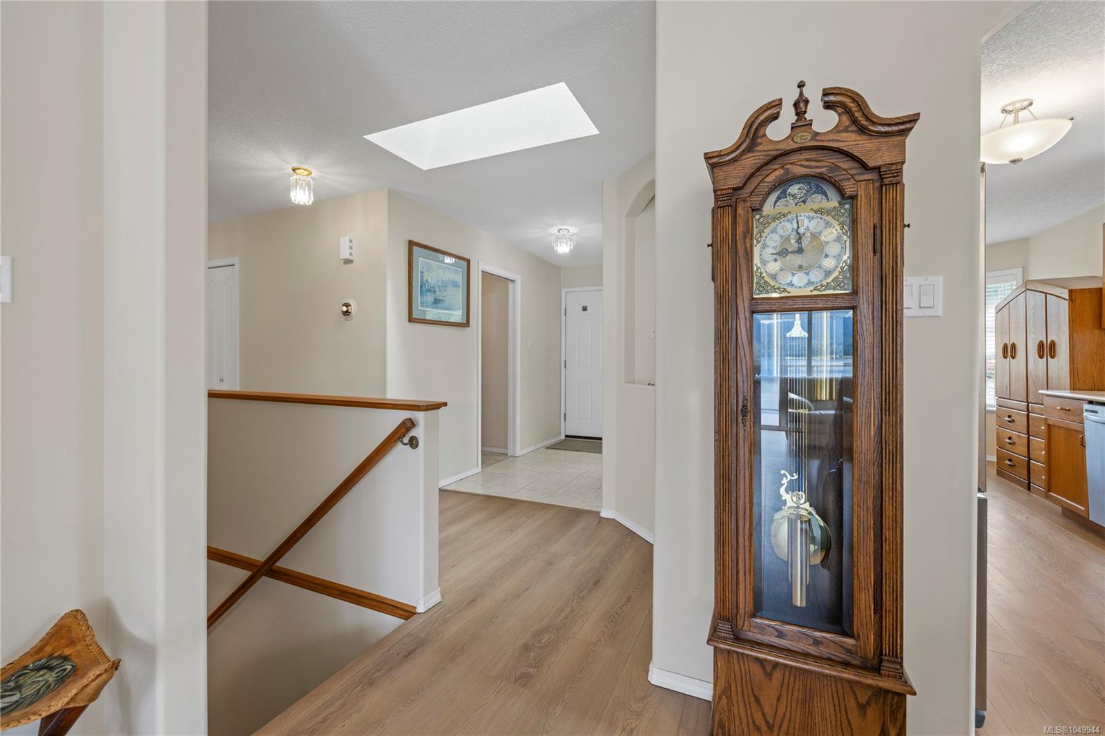 5749 Quarry Cres