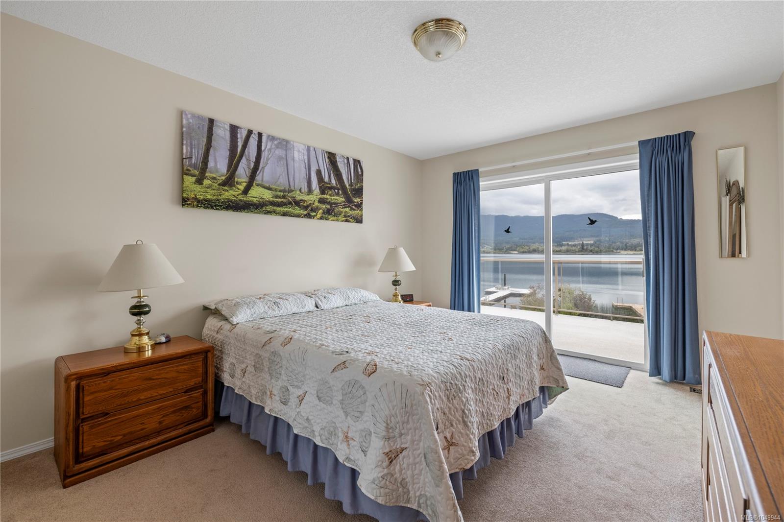 5749 Quarry Cres