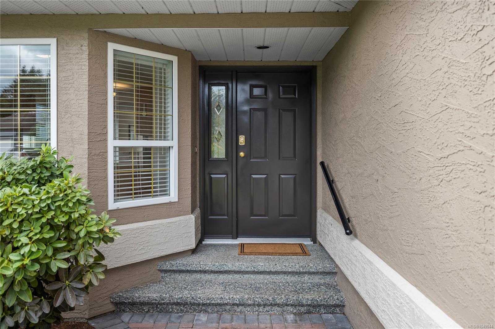 5749 Quarry Cres