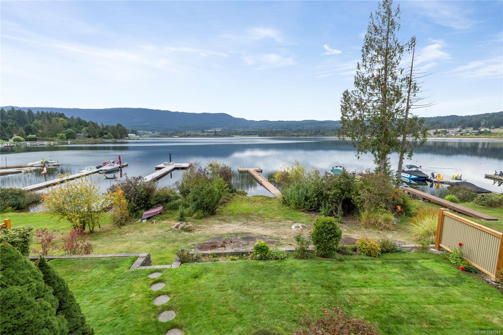5749 Quarry Cres