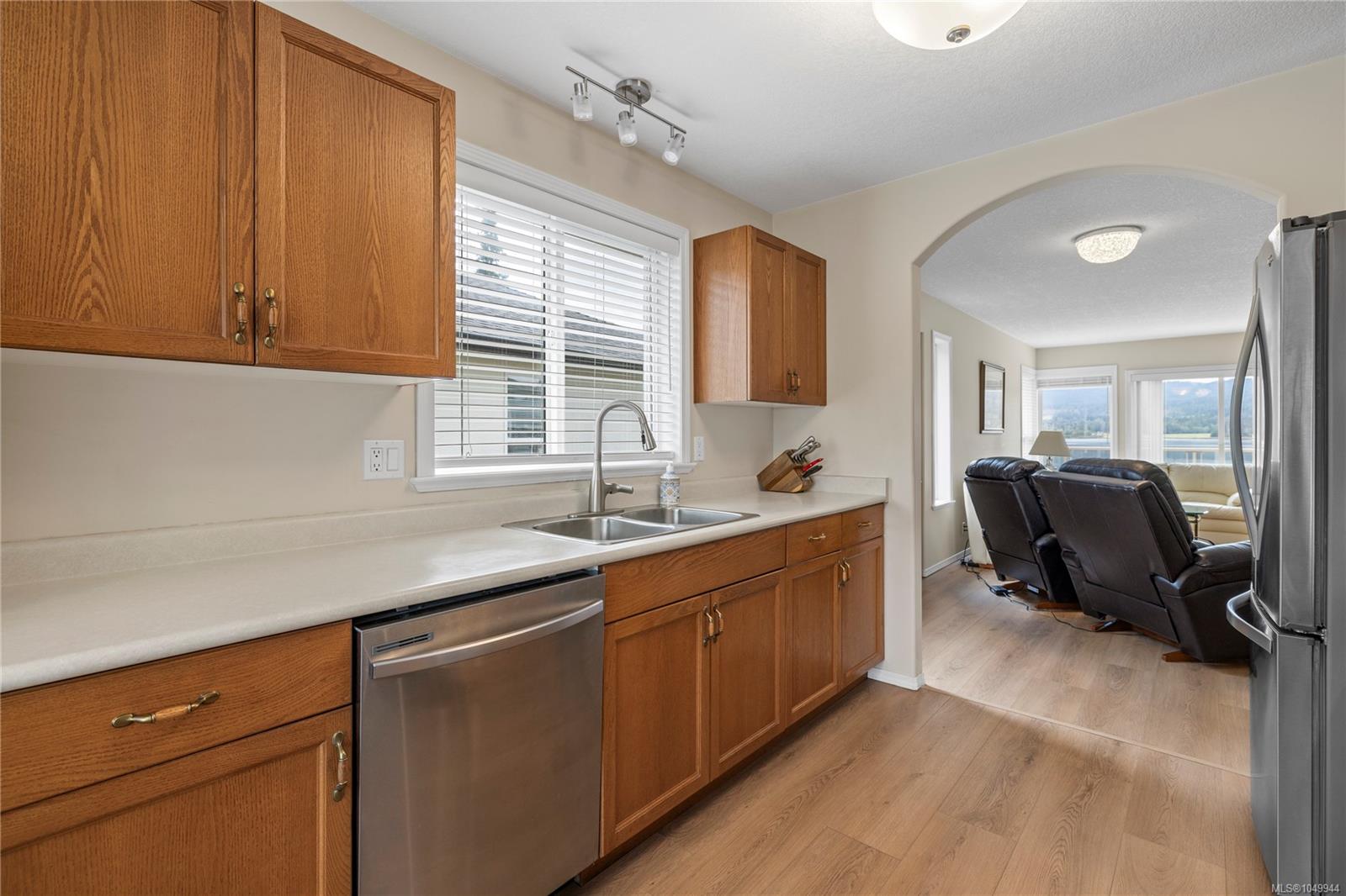 5749 Quarry Cres