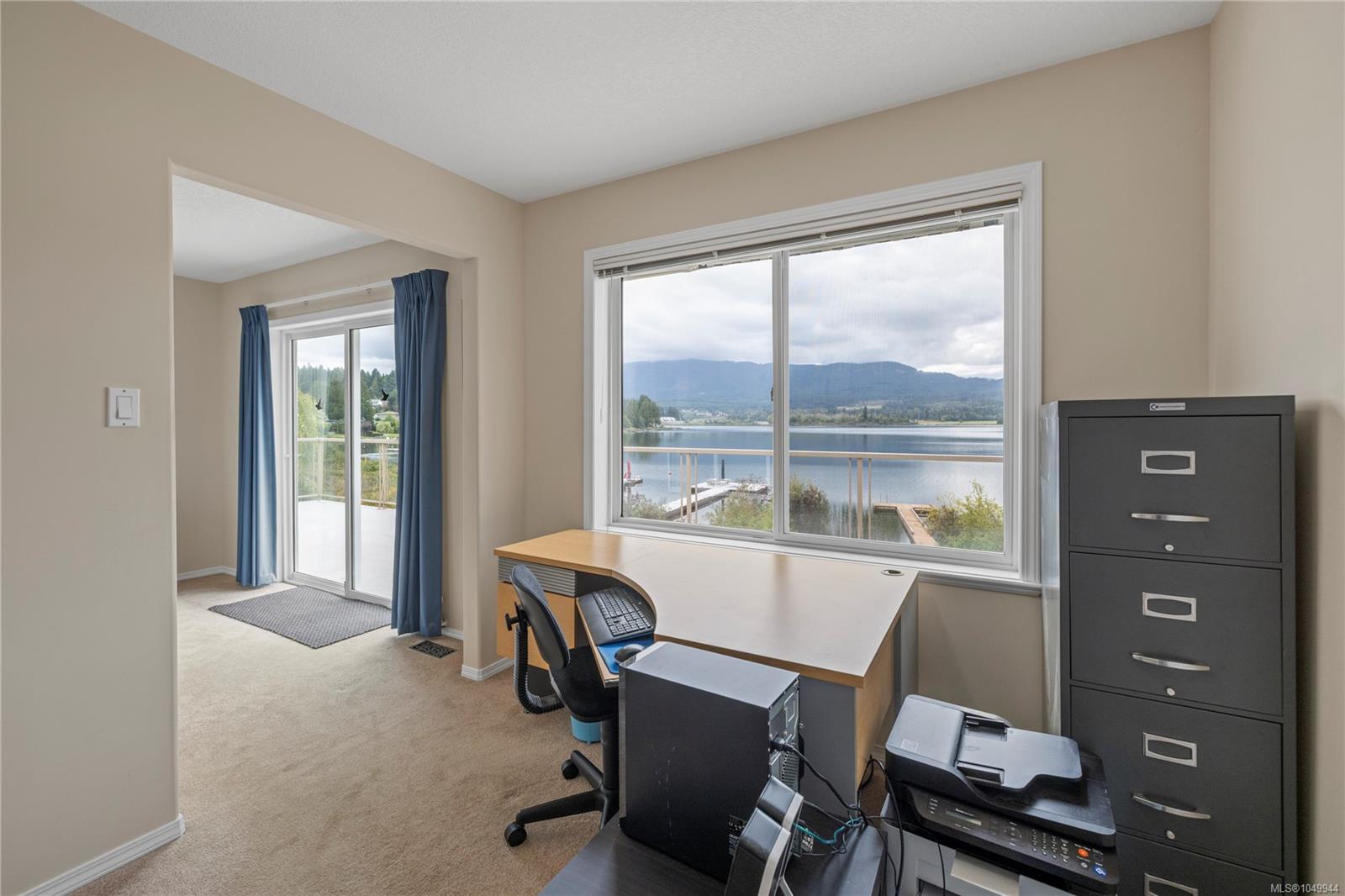 5749 Quarry Cres