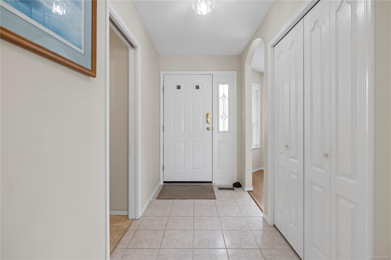 5749 Quarry Cres