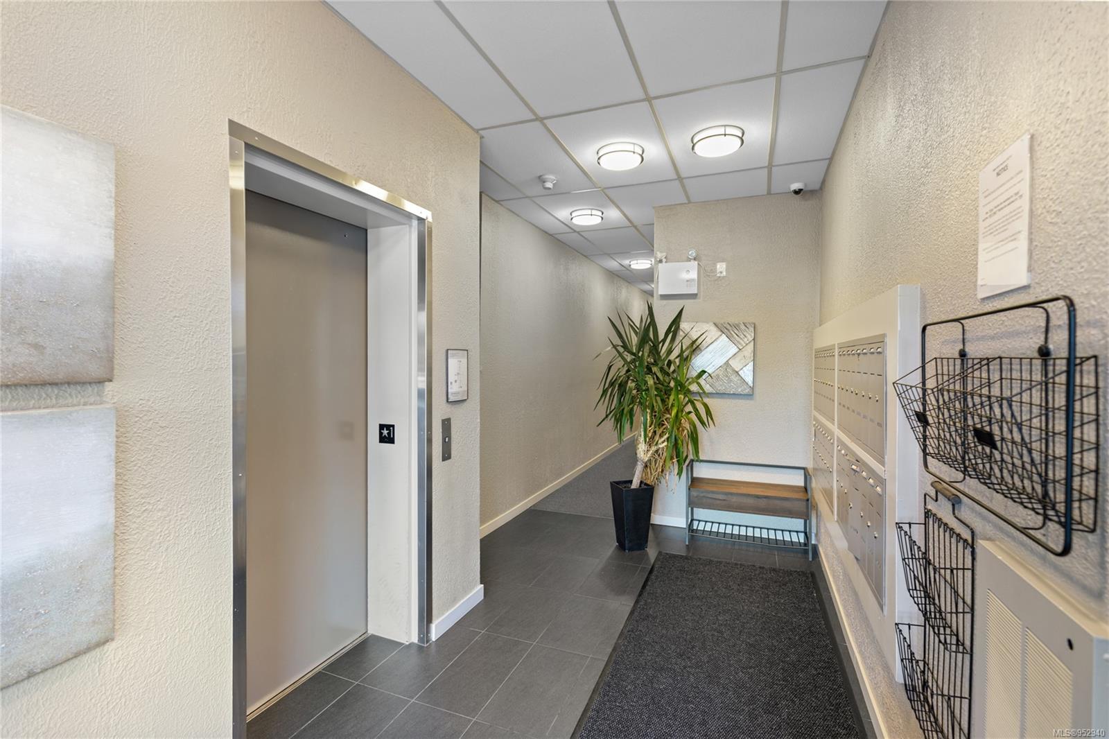 6231 Blueback Rd Unit: 205A