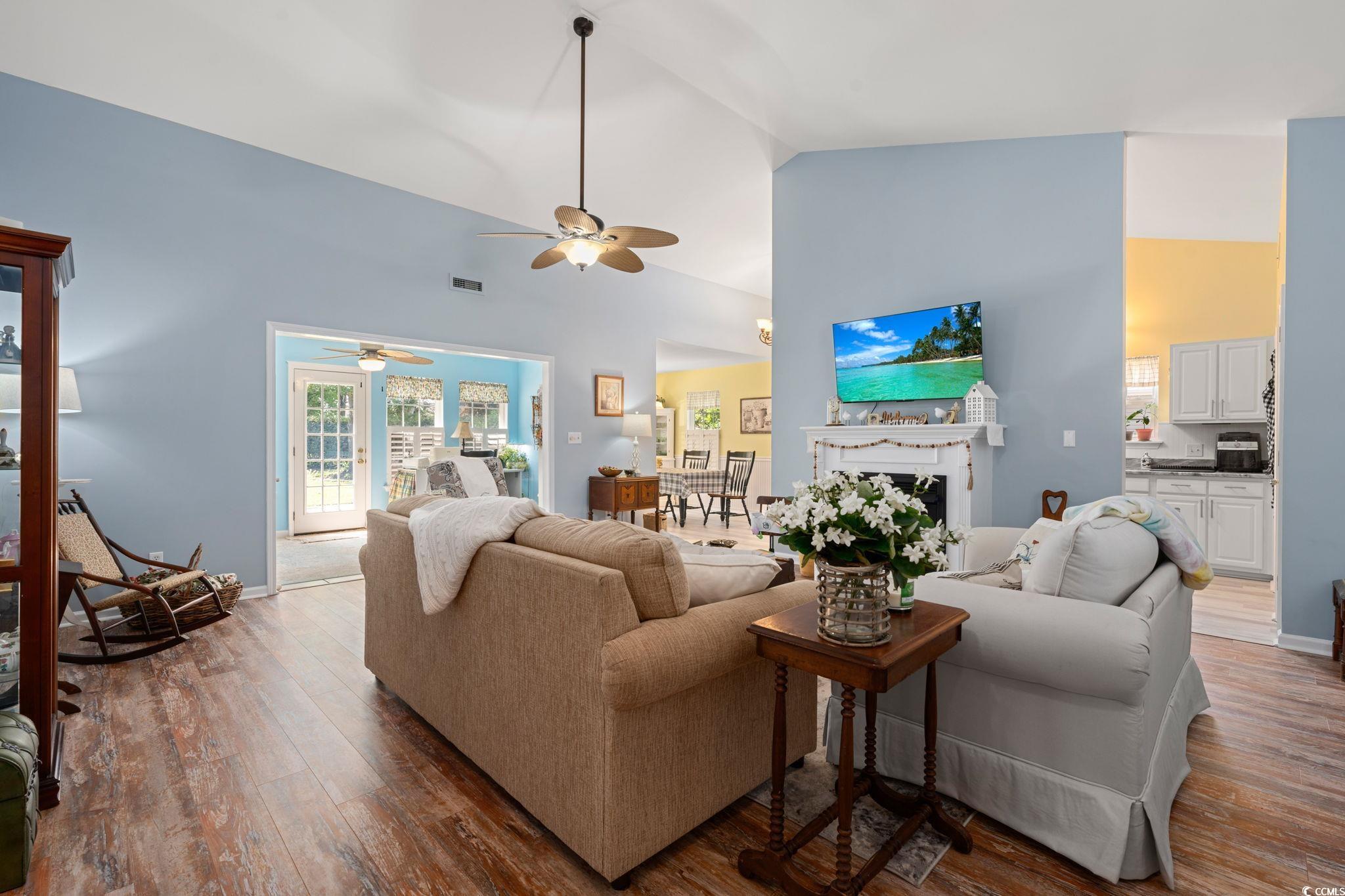 6887 King Arthur Dr.