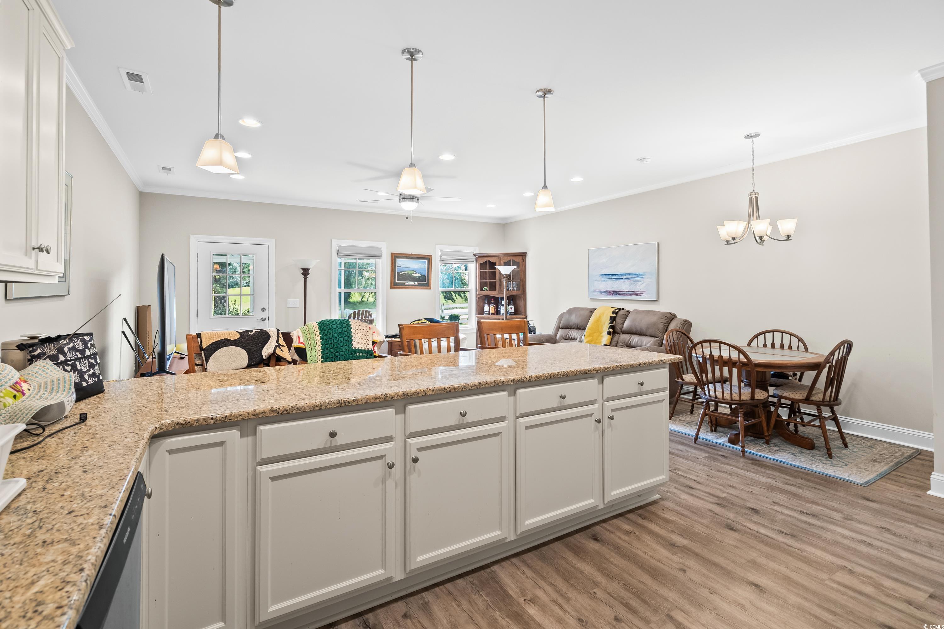 1433 Lanterns Rest Rd. Unit: 1433