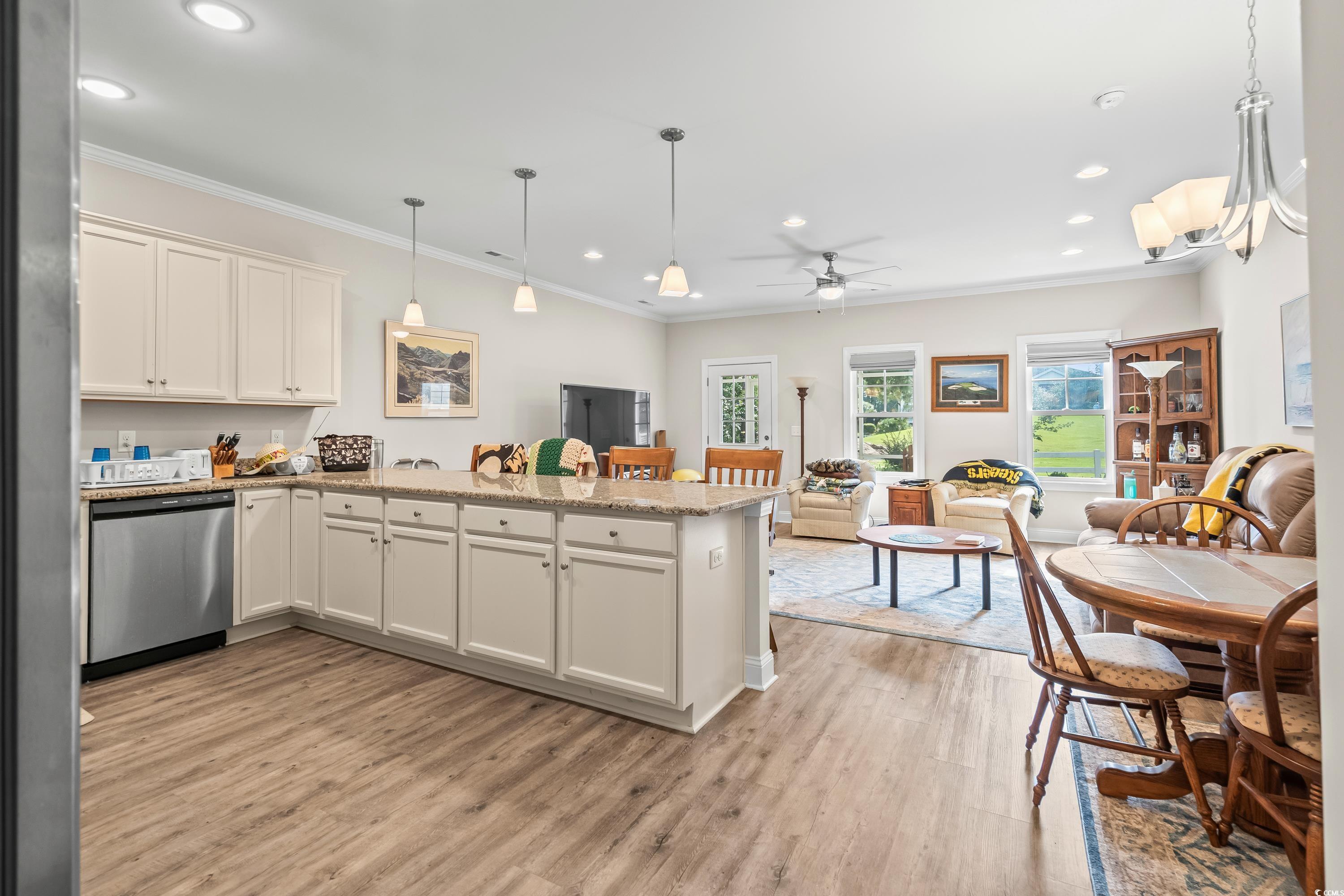 1433 Lanterns Rest Rd. Unit: 1433