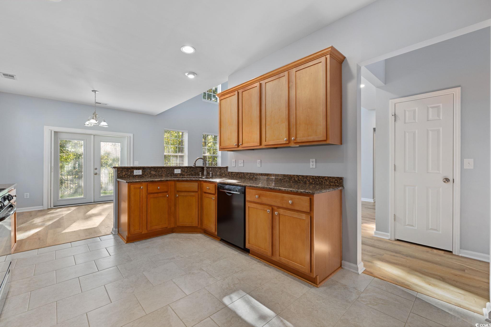 136 Carolina Oaks Dr.