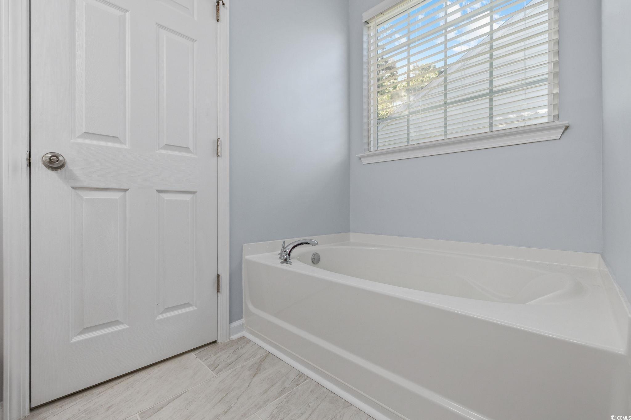 136 Carolina Oaks Dr.