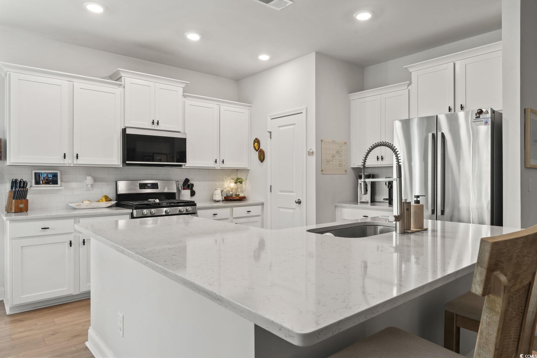 891 Mourning Dove Dr.