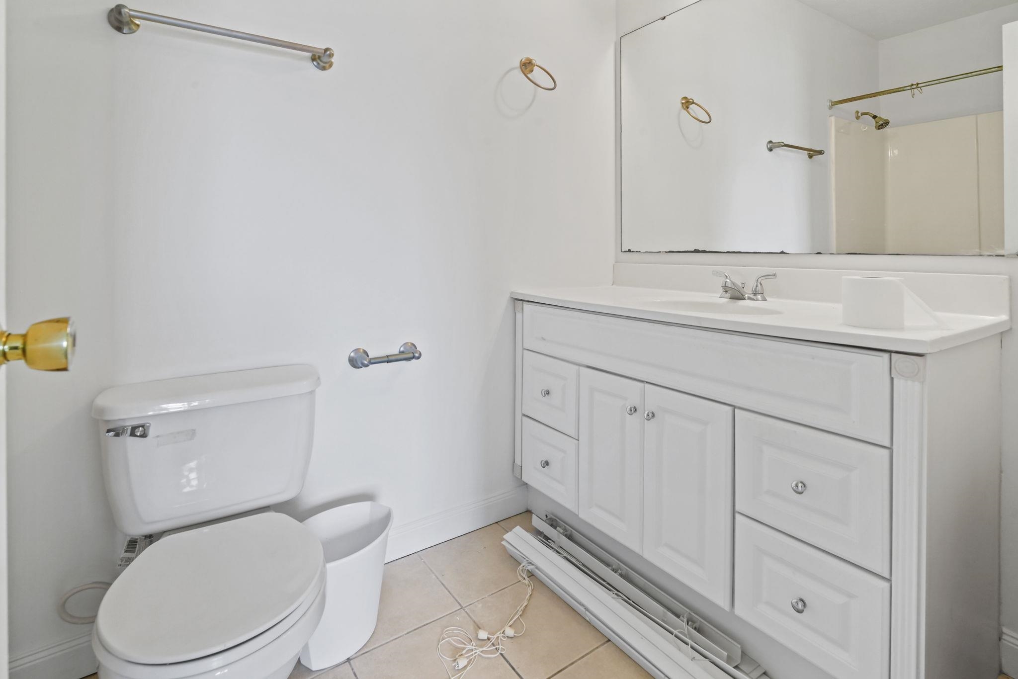 755 Burcale Rd. Unit: M2