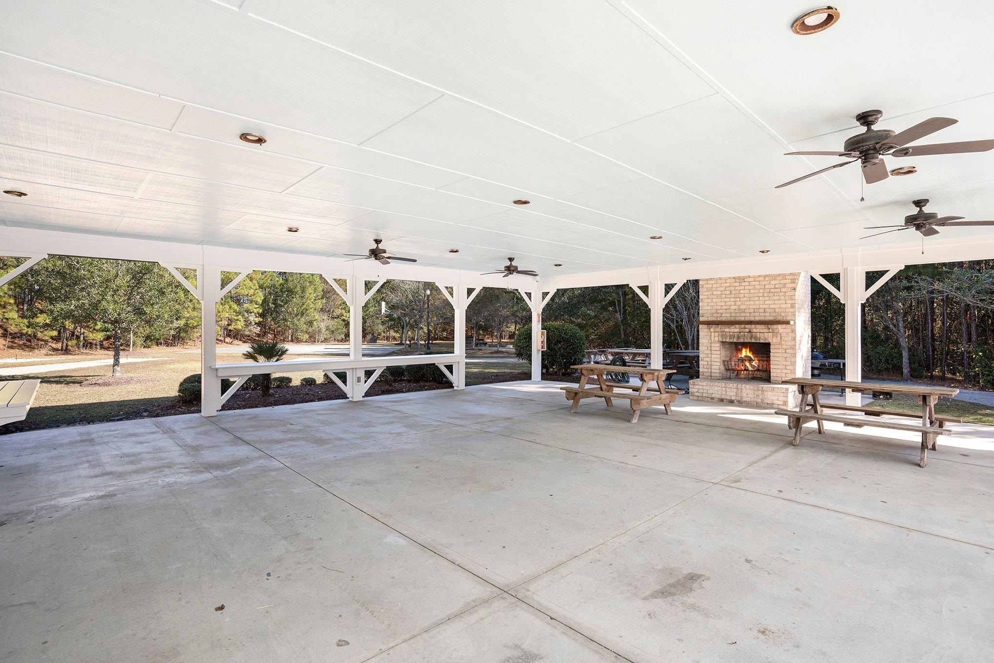 142 Grey Moss Rd.