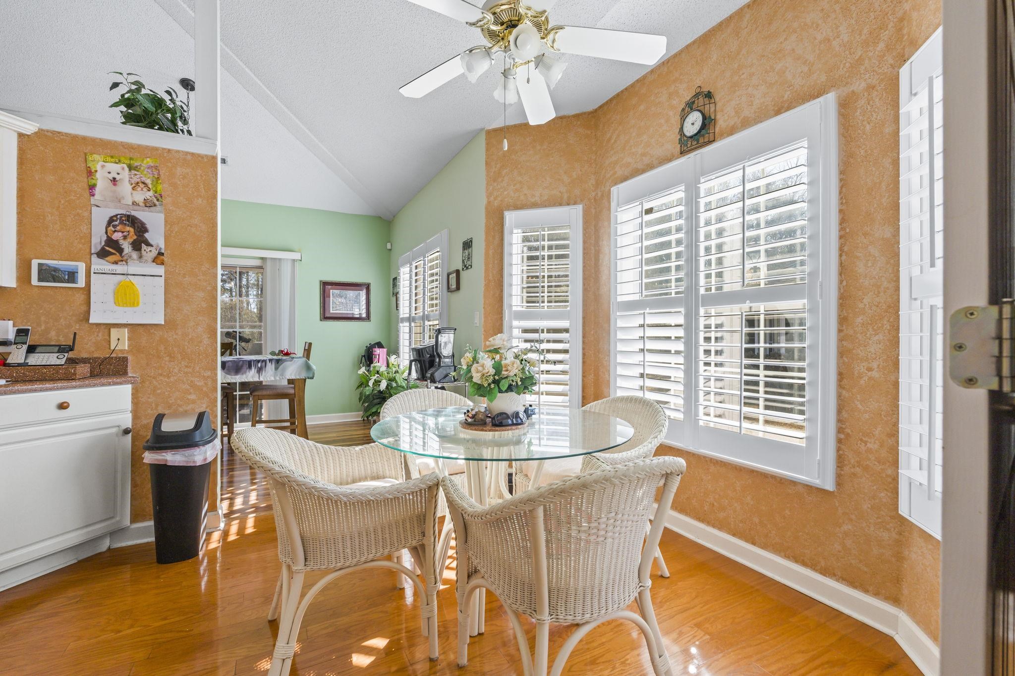 482 Shellbank Dr.