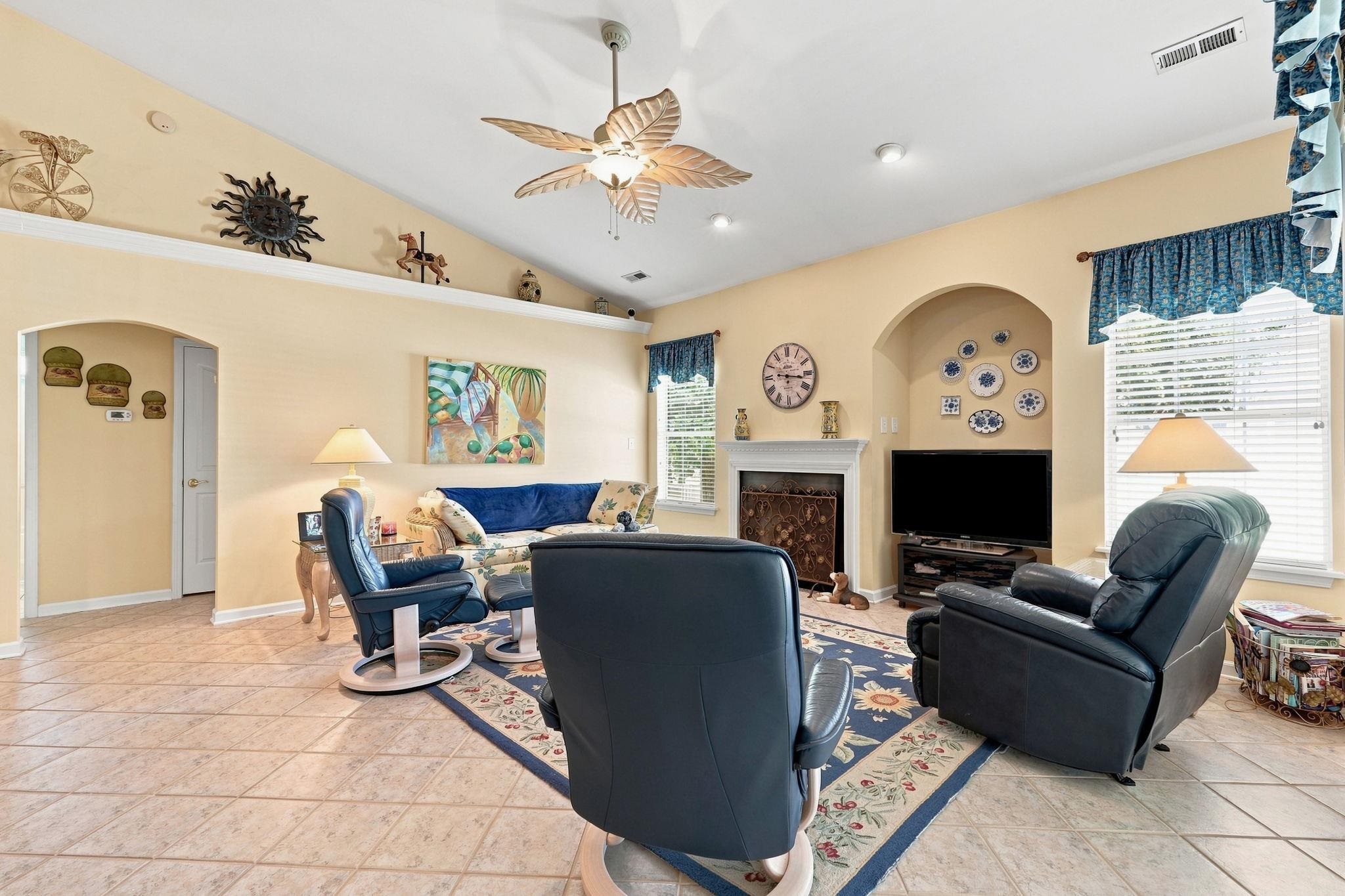 4054 Grousewood Dr.