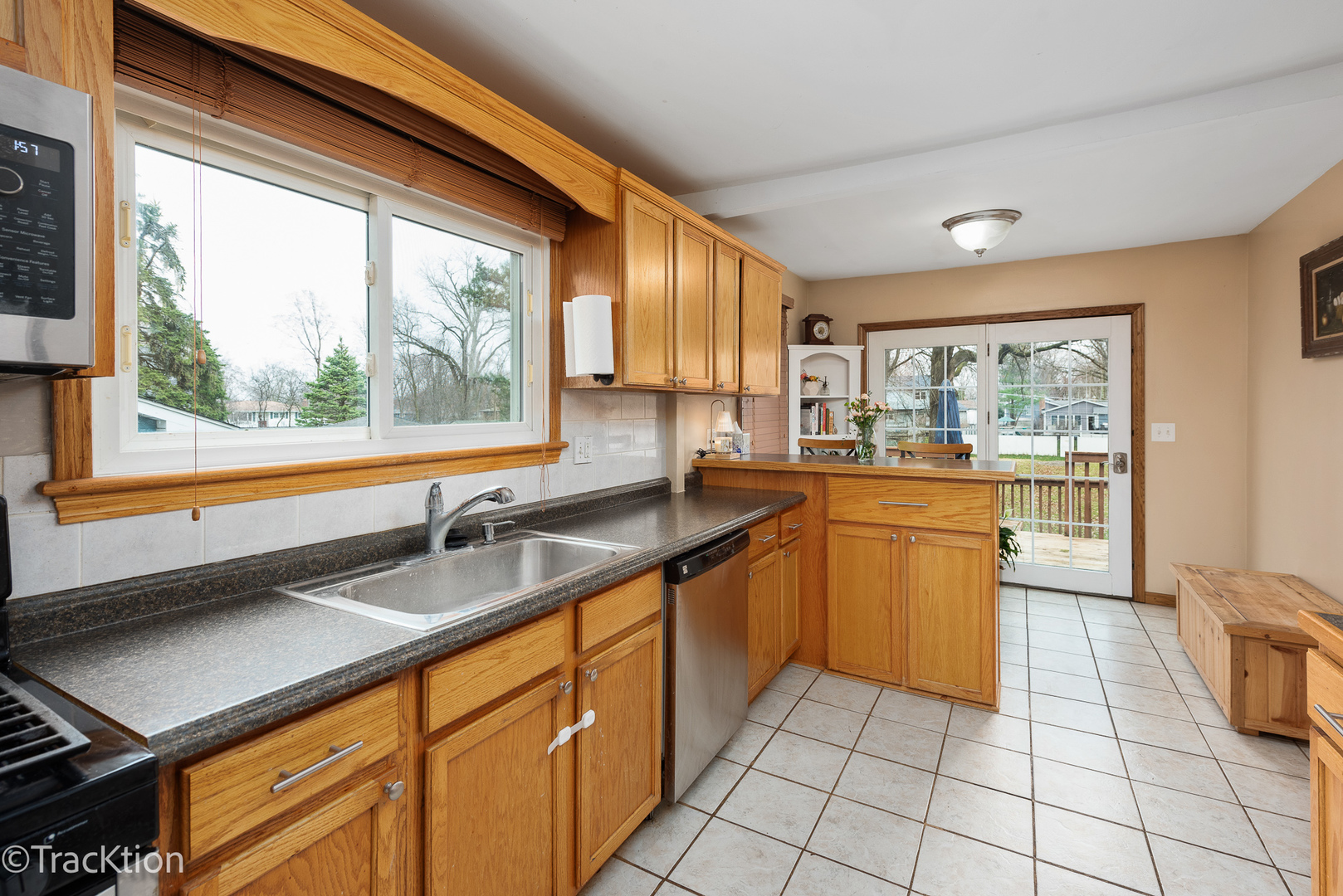 6913 Clarendon Hills Road