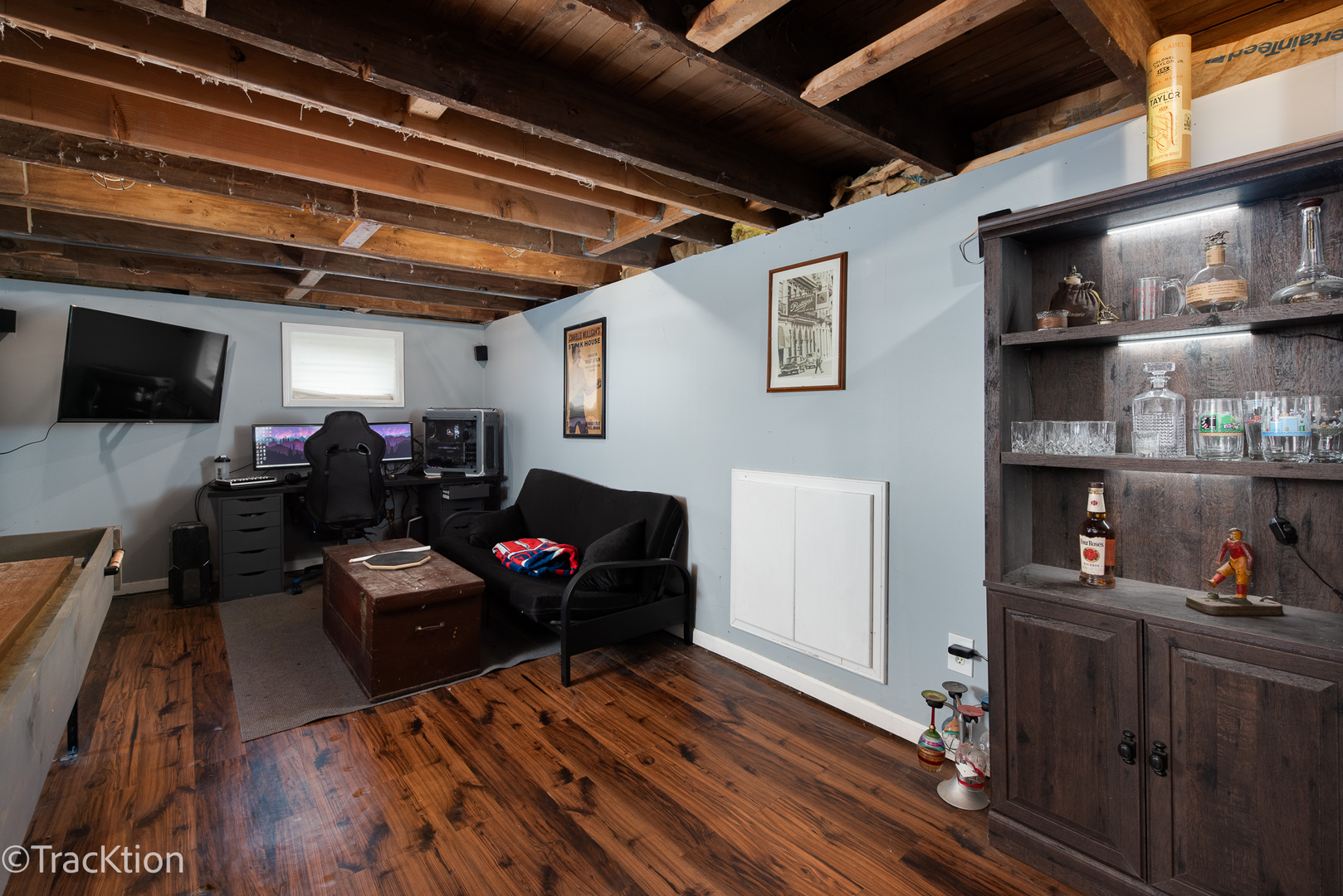 6913 Clarendon Hills Road