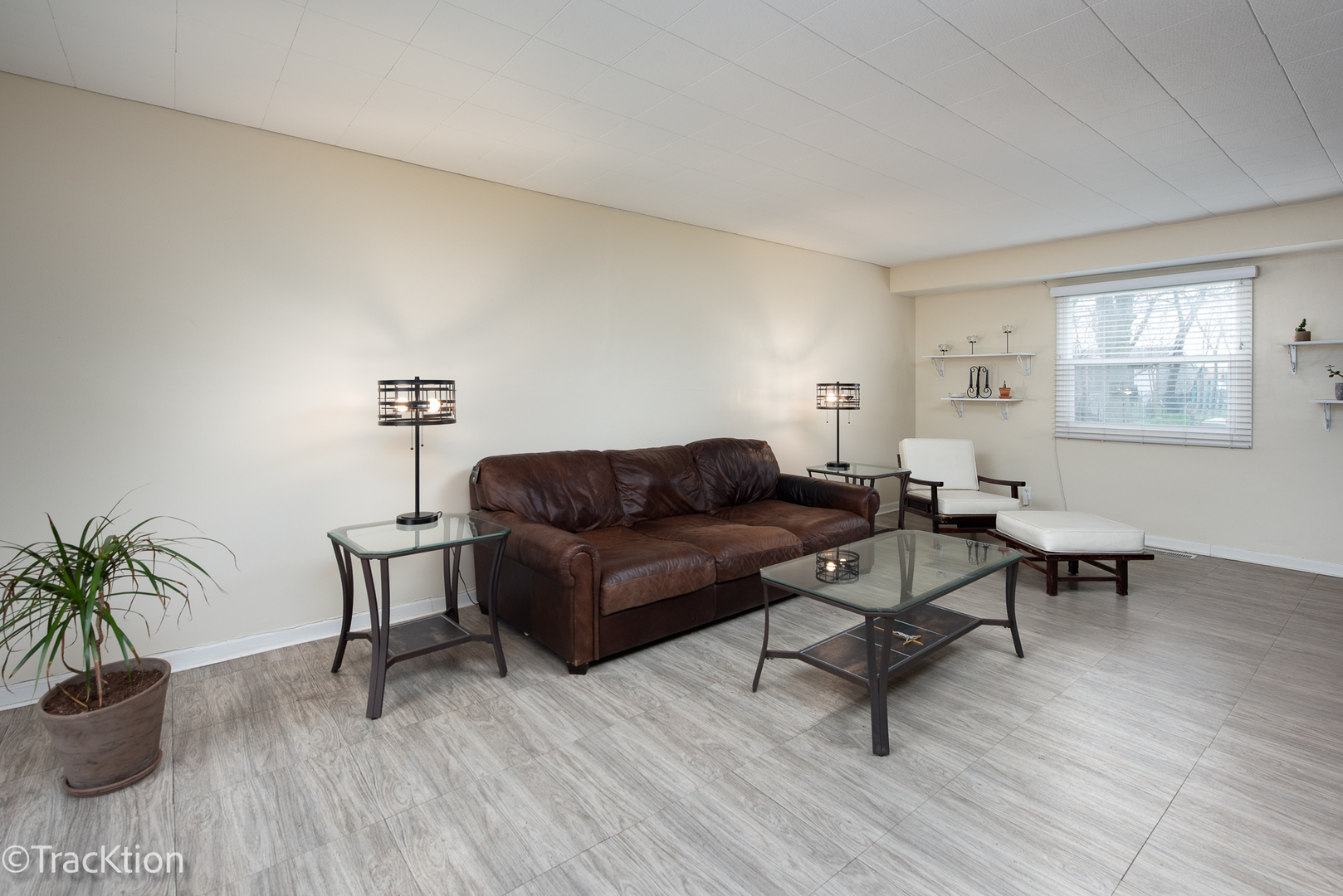 541 Redwood Road