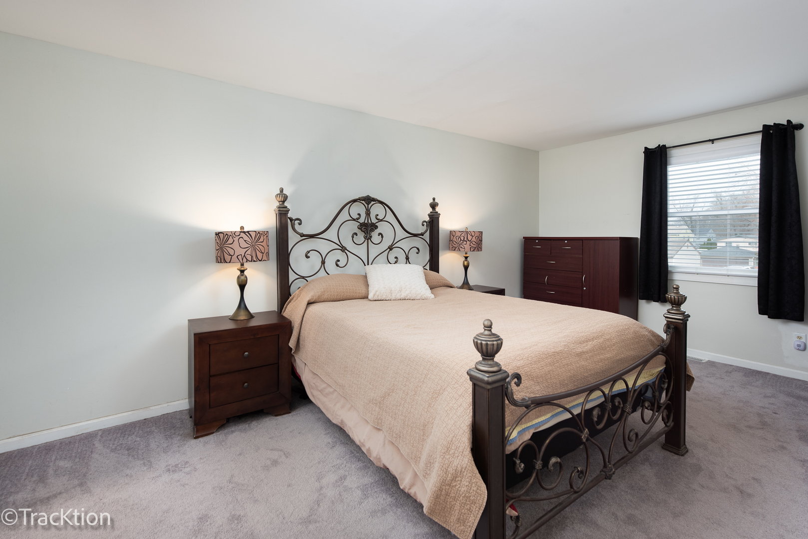 541 Redwood Road