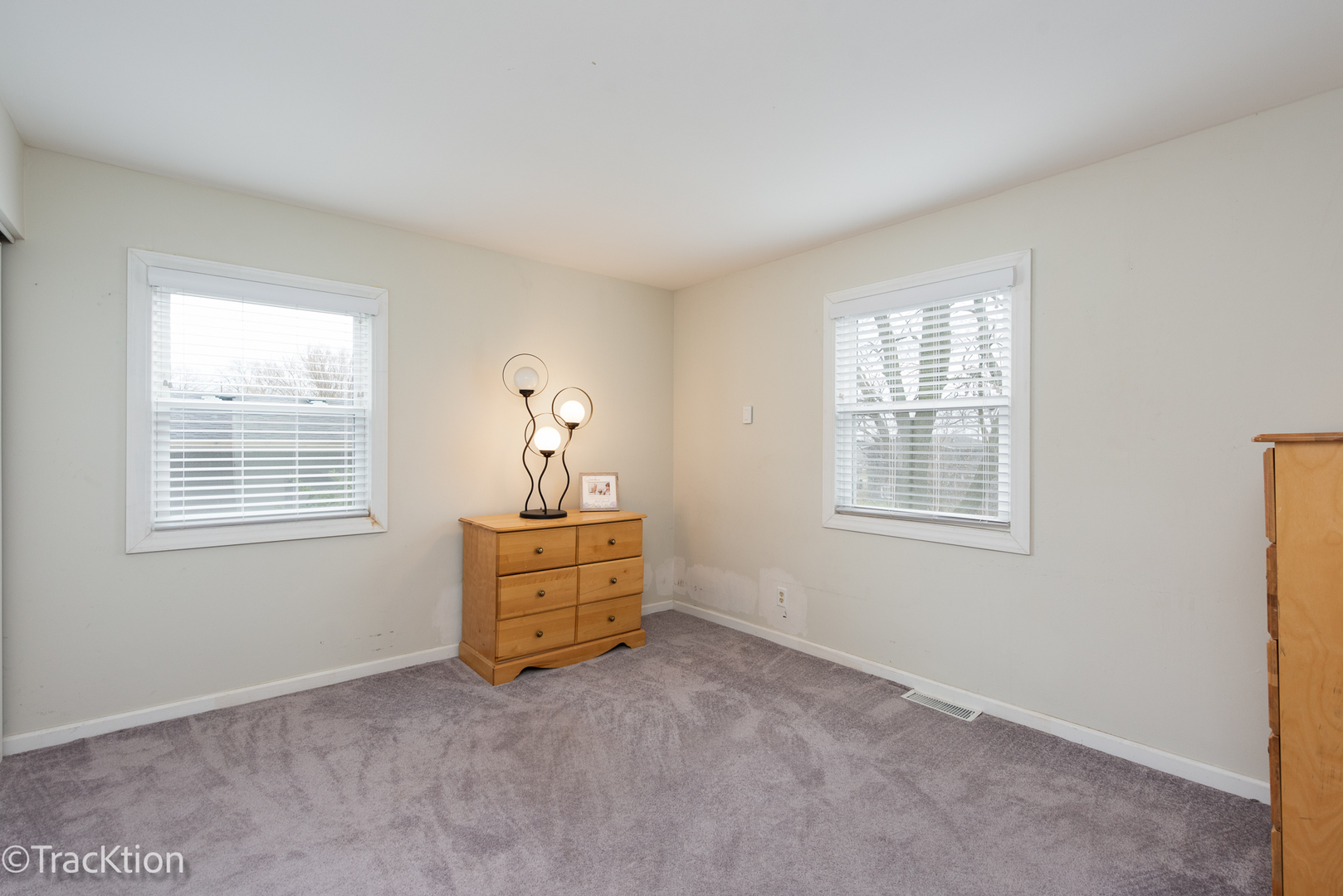 541 Redwood Road
