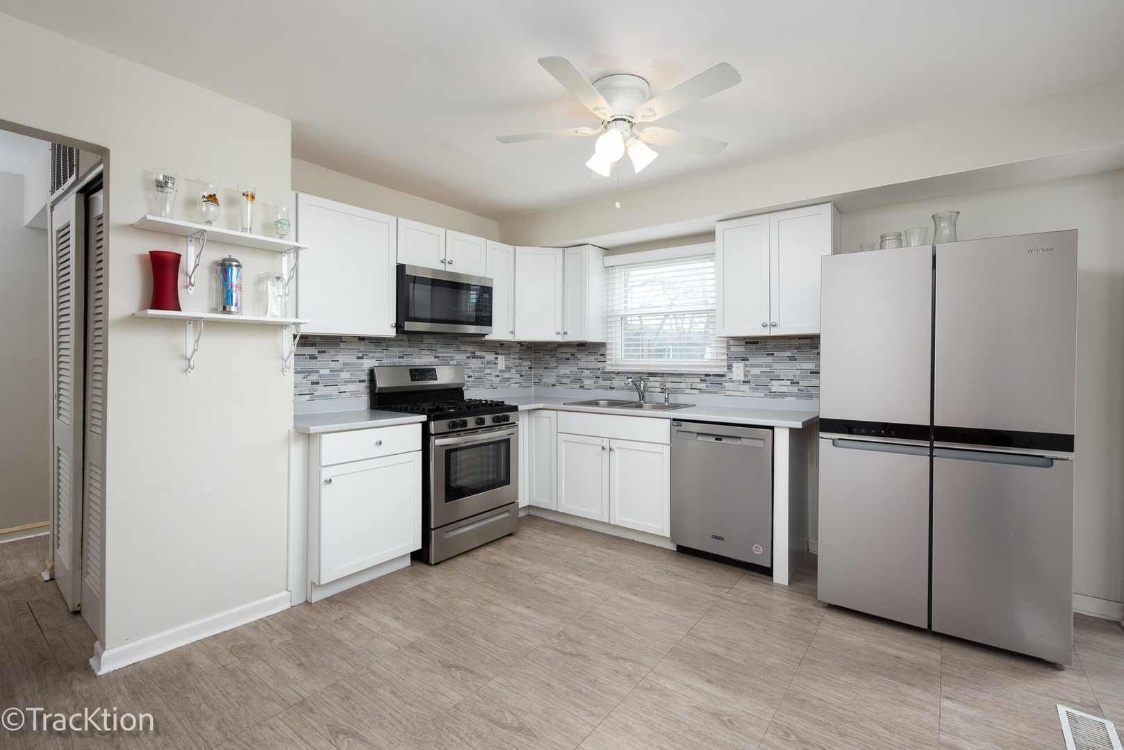 541 Redwood Road