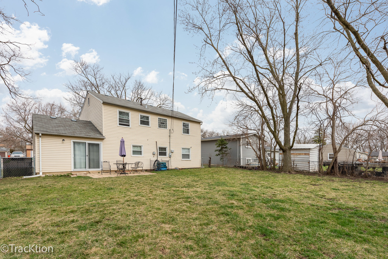 541 Redwood Road