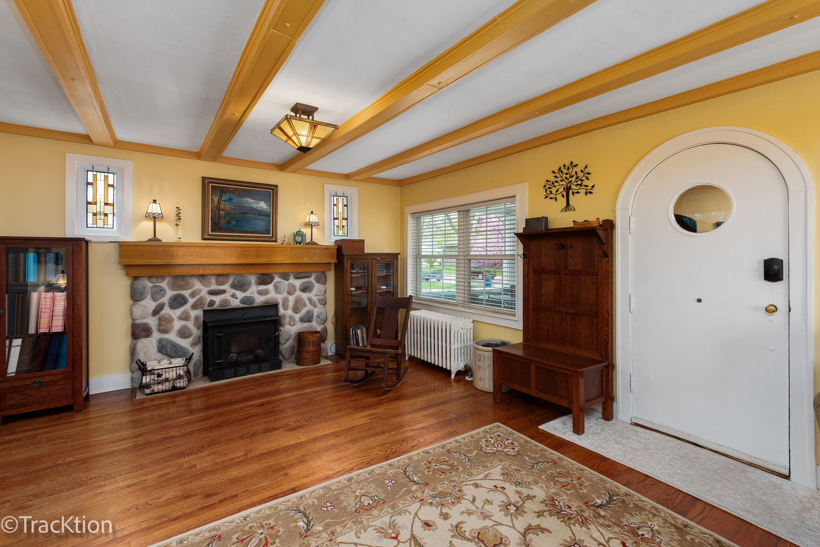 5332 Fairview Avenue